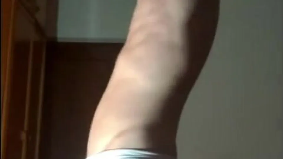 Español se masturba en peris - ThisVid.com