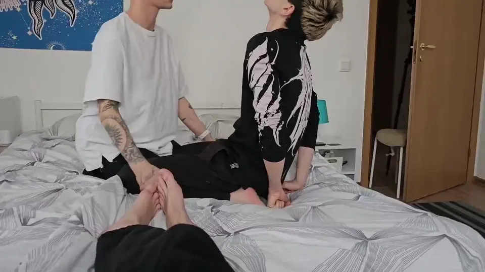 Ethan Lestray (EthanLestray) Slutty Tatted Skinny Russian Bottomslut Twink Gets Fucked Gangbanged (6).mp4