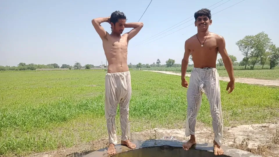 Exciting Tubewell Swim - ThisVid.com