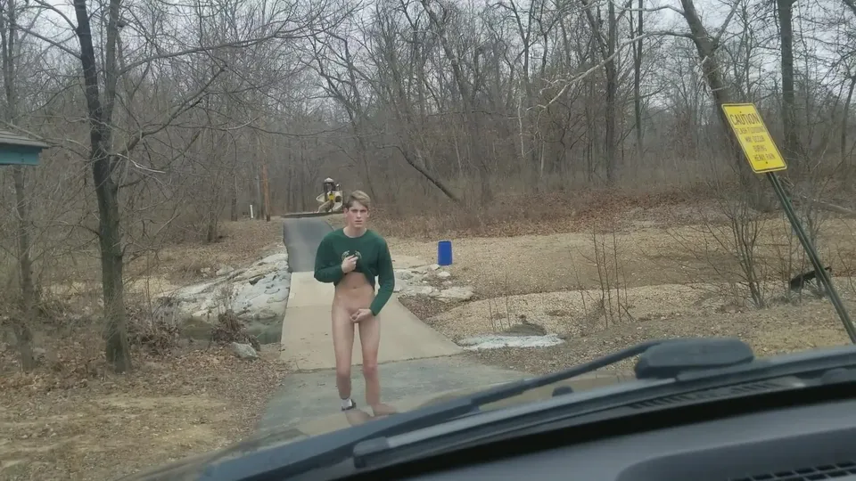 Exhibitionist twink strokes cock in public park - ThisVid.com