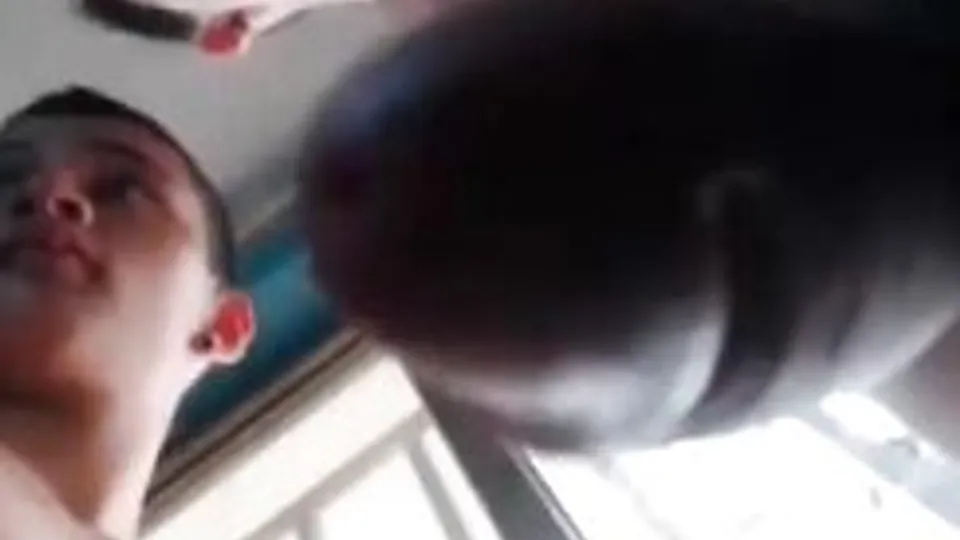 Exhibitionist wank at the window