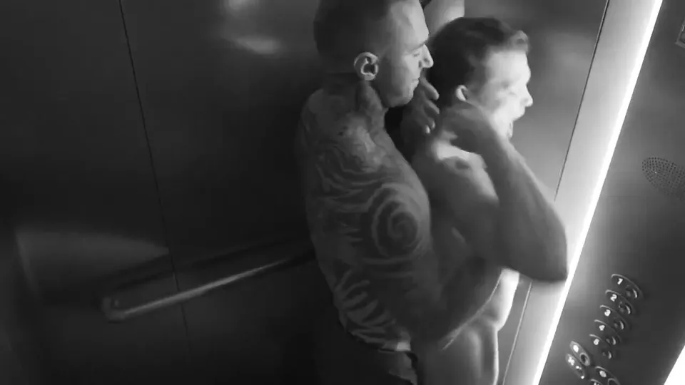 Extremely Rough Top - ThisVid.com