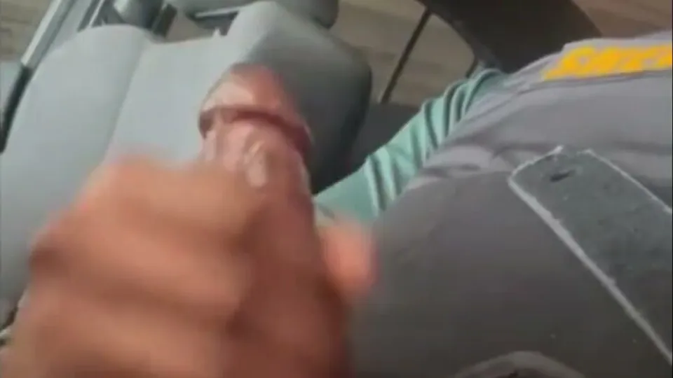 Extremely verbal sheriff on duty - ThisVid.com