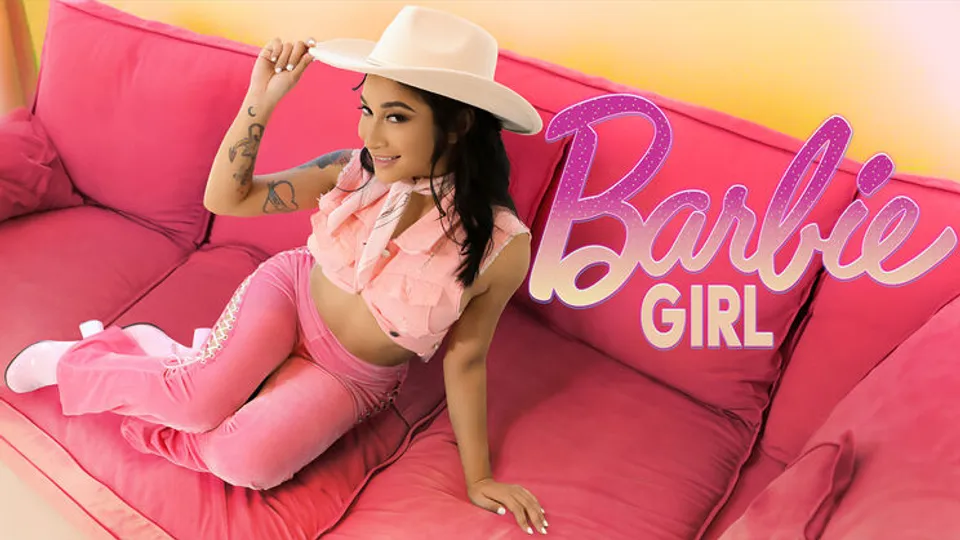 Exxxtra Small - Will PounderAvery Black - A Barbie Girl 