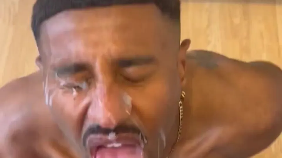Facial 235 - ThisVid.com