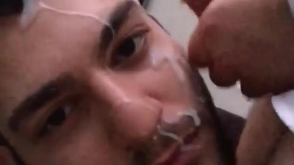 Facial addiction - ThisVid.com