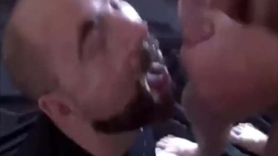 Facial Party - ThisVid.com
