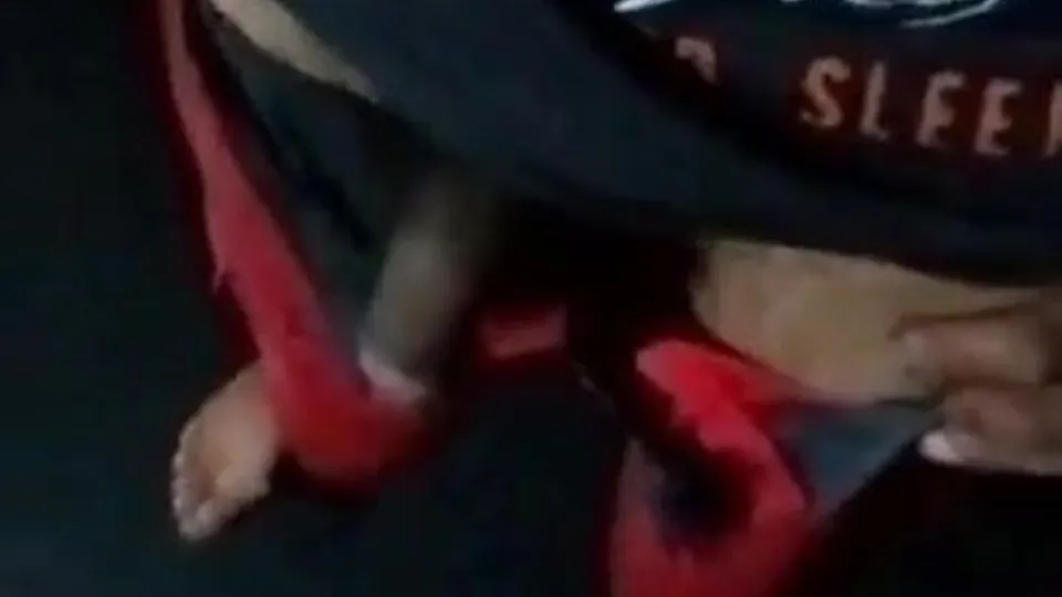 Fag pays for str8 crackhead cock - ThisVid.com