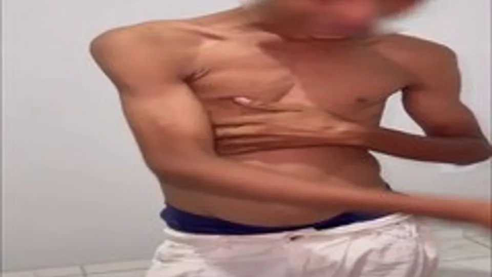 Fag pays homeless crackhead trade for cock - ThisVid.com
