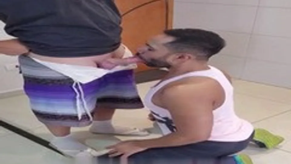 Fag takes young brazilian cock up the ass - ThisVid.com 中文