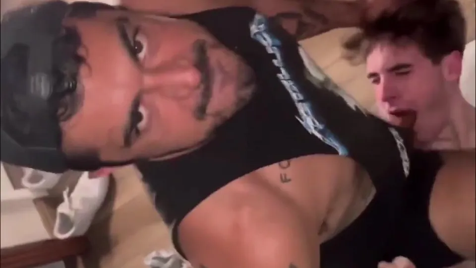 Fag training - ThisVid.com