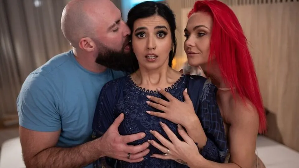 Fake Hostel - Roxi KeoghJonny OblongAaliyah Yasin - Sister, What The Fuck! 