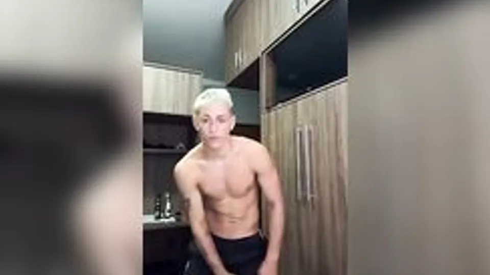 FAMOSINHO DO TIKTOK ALEX MENDES DANÇANDO PELADO