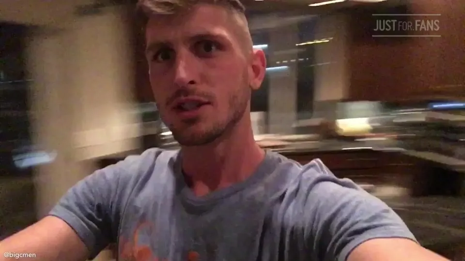 Fans -Buying Christmas Tree & Decorating For Holidayzzz - gay porn video