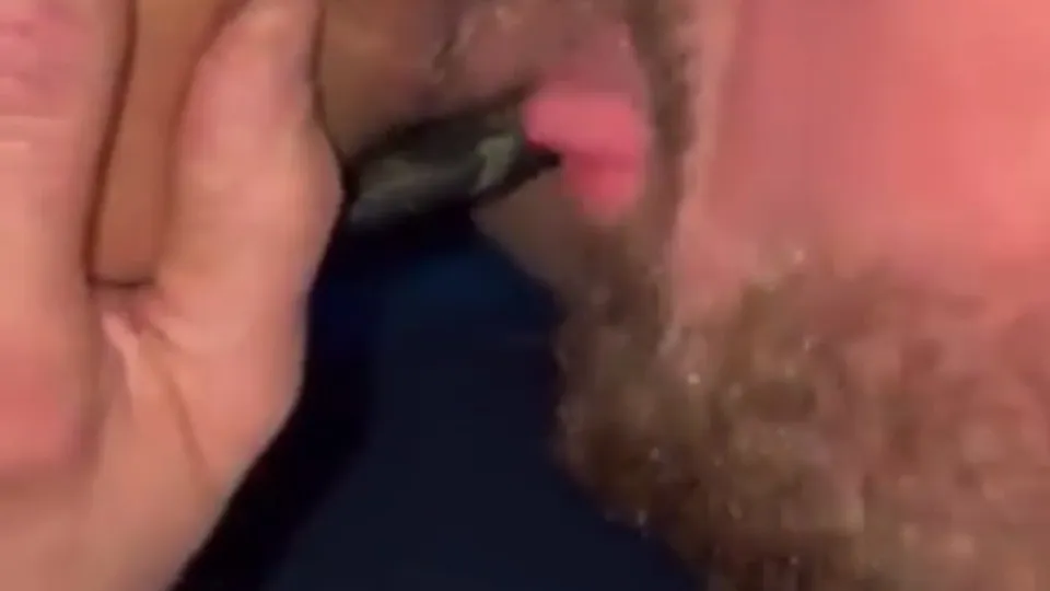 Feed me that load - ThisVid.com