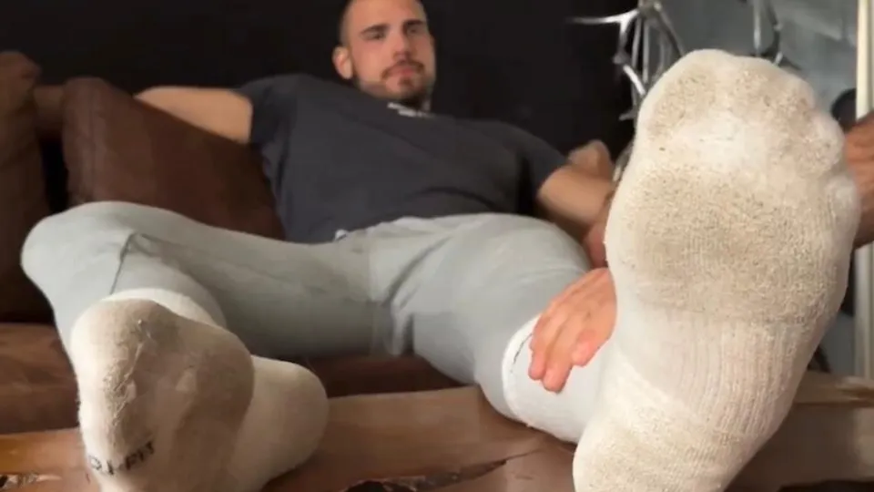 Feet, rimming and ass sniffing - ThisVid.com