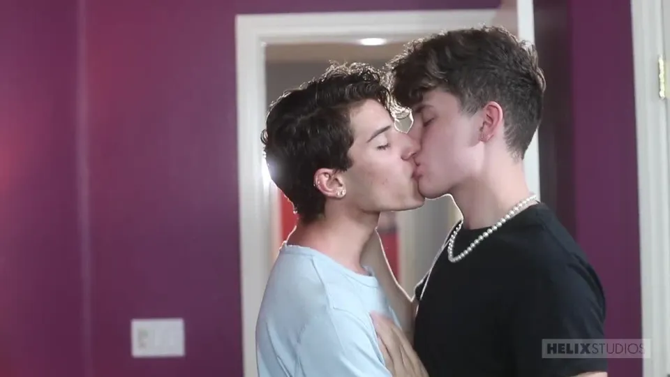 Feisty Flip Fuck – Silas Brooks, Sebastian Cruz.mp4