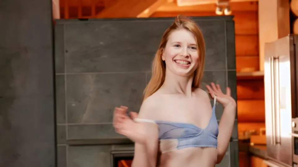 Fiery Redhead Aliska Dark Rather Rub Her Pussy Than Ski 