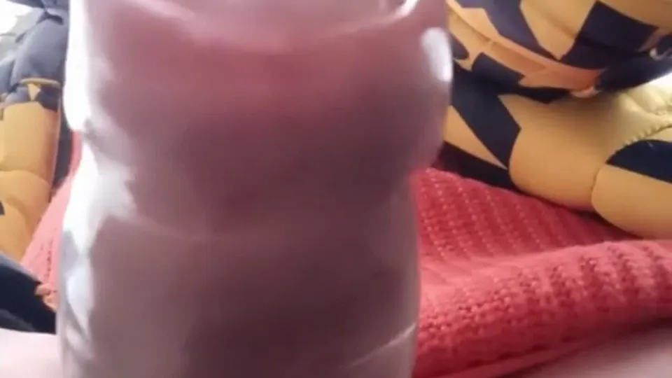 Filling condom with cum.mp4