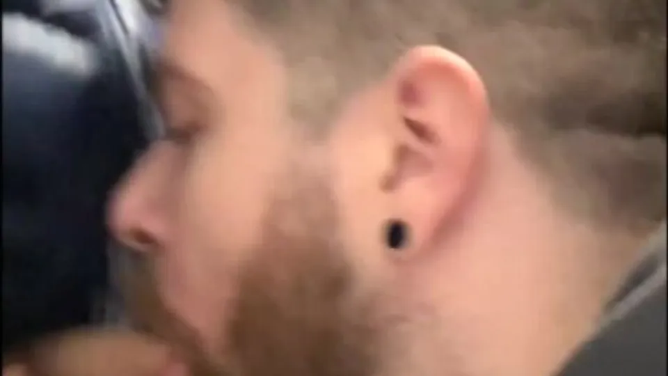 Finally my face was coverd with a MASSIVE load of cum - ThisVid.com