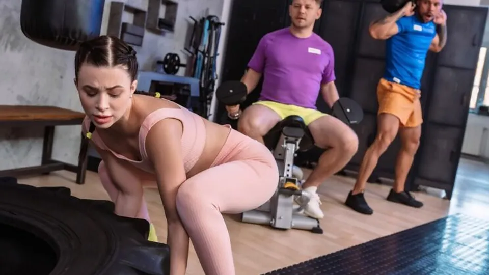 Fitness Rooms - Angelo GodshackMichael FlyJenny Doll - Hardcore big dick threesome in gym 