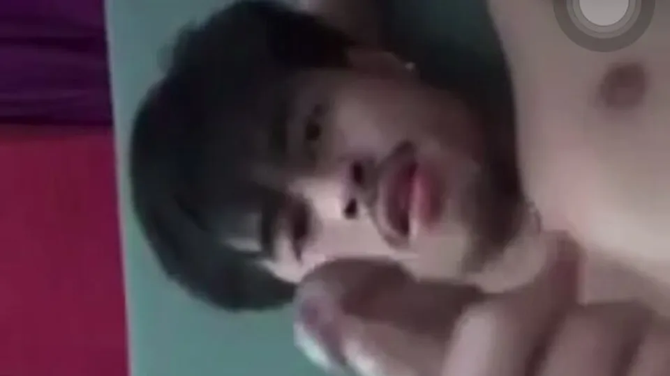 Fitzy Cums on Facetime