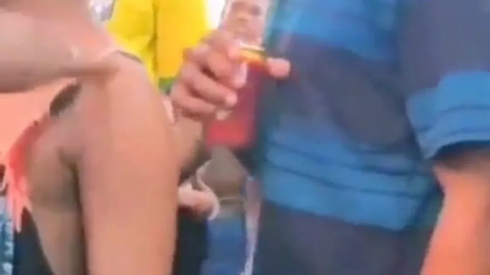 Flash rock hard dick - ThisVid.com