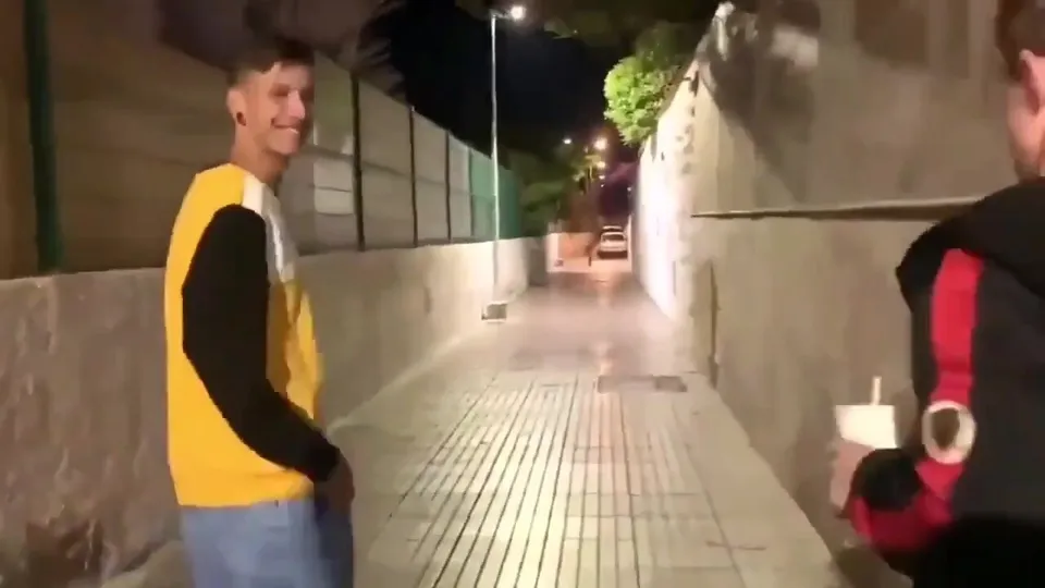 Public Flashing with Friends