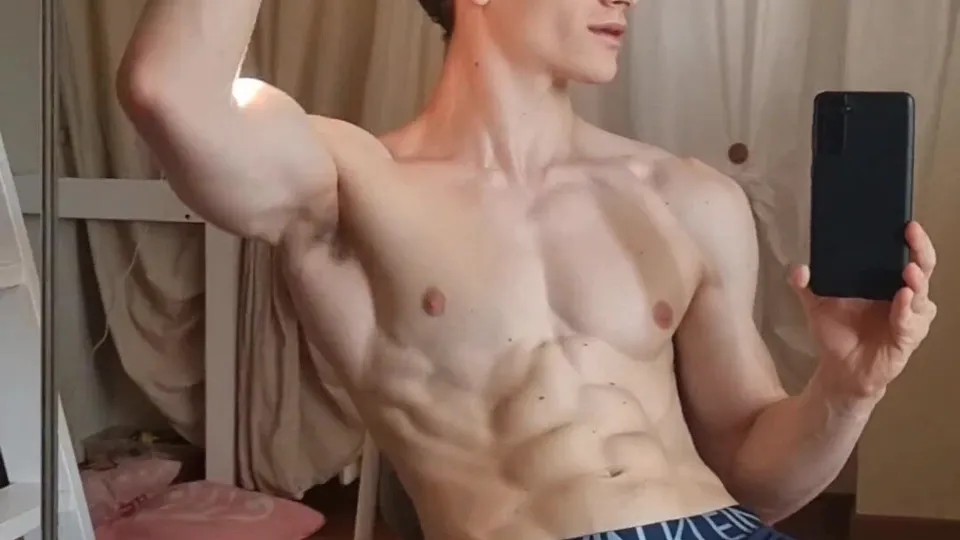 Flex hi muscle and his perfect body - ThisVid.com