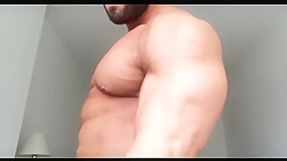 Muscle Flexing Leads to Cum Worship