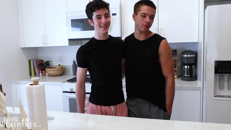 Flip Fucking Friends (Evan Knox, Noah Rider)