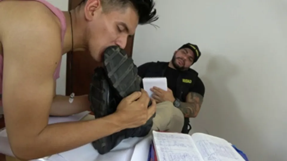 foot worship blowjo load!  — PornOne ex vPorn