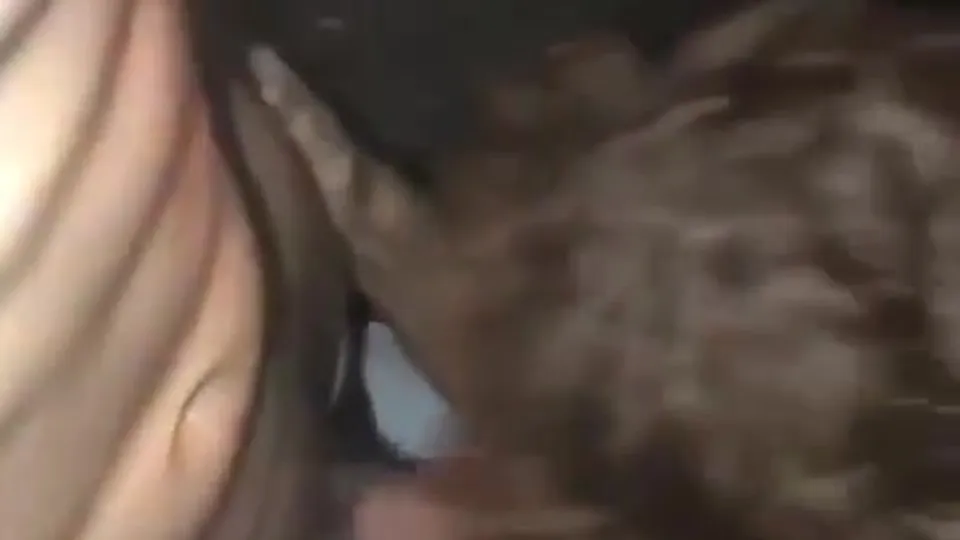 Frat boy sucks dick in basement at 3am -- not his first - ThisVid.com 中文