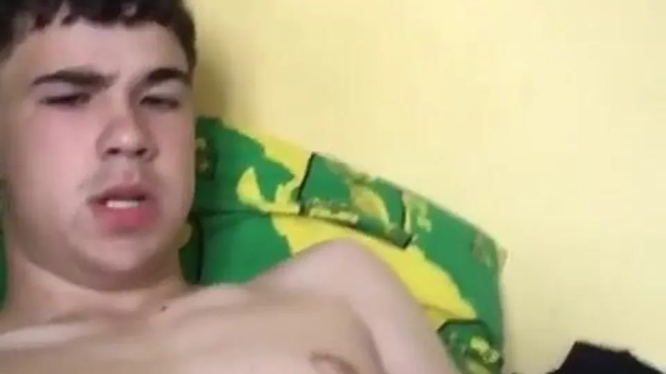 Freddie jerking