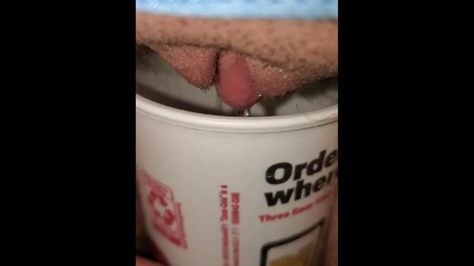 Friend narrates piss