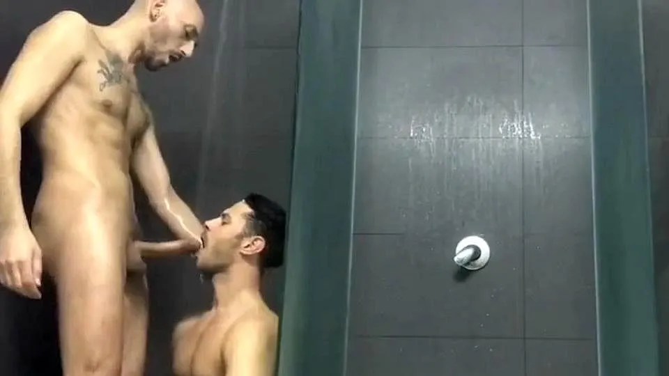 Fucking in the Gym Shower - ThisVid.com