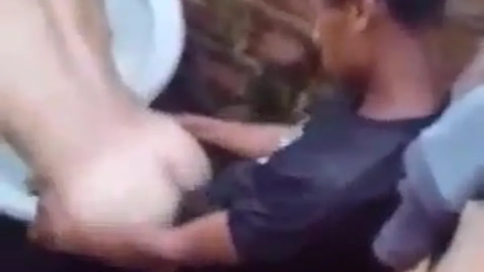 เธอยังไม่รู้ว่าบราซิลian Twink จะทำอย่างไร