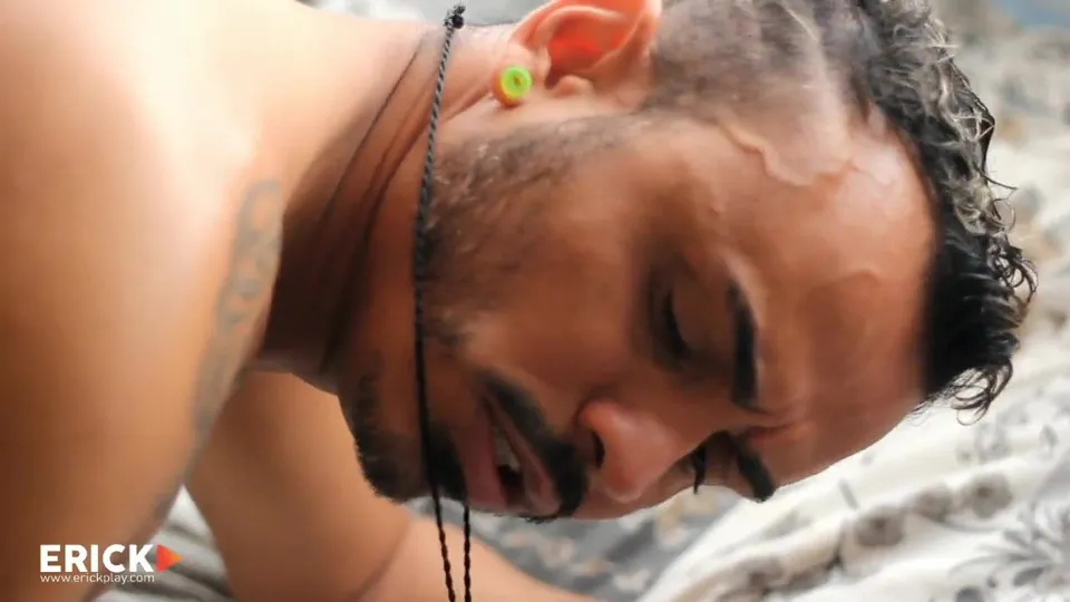 Fui Convidado Para Comer Um Carioca - gay porn video