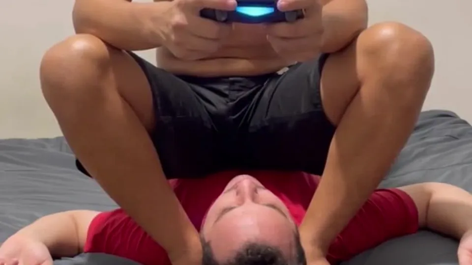 G! Takes a Hard Sitting