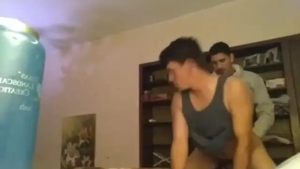 Fun with str8 roommate - ThisVid.com