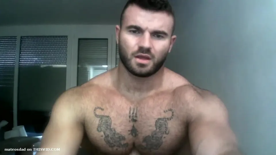 Furry Muscle Hunk & His Wonderful Hole - ThisVid.com