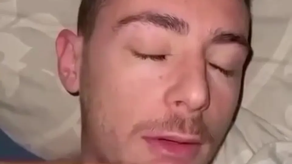 Gay Facial