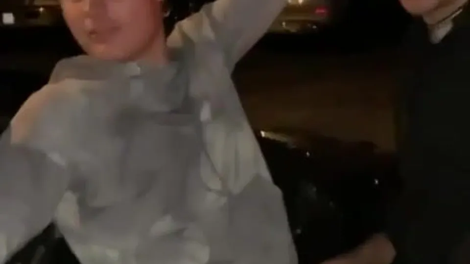 GAY SUCK DRUNK STR8 FRIEND IN THE STREET - ThisVid.com