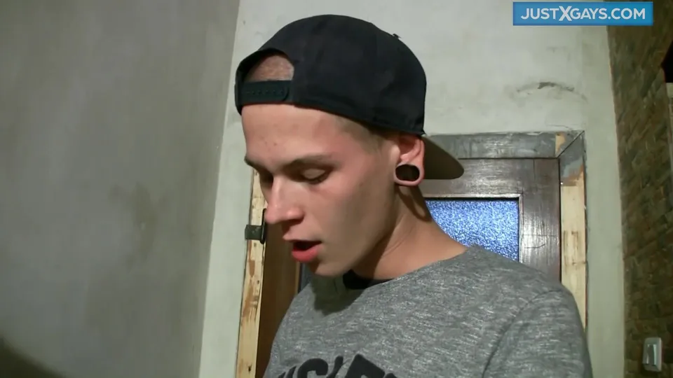 Twink Blonds in Bareback Anal Action