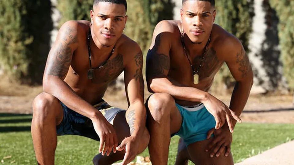 Identical Twins Dee & Jay King Cum Together