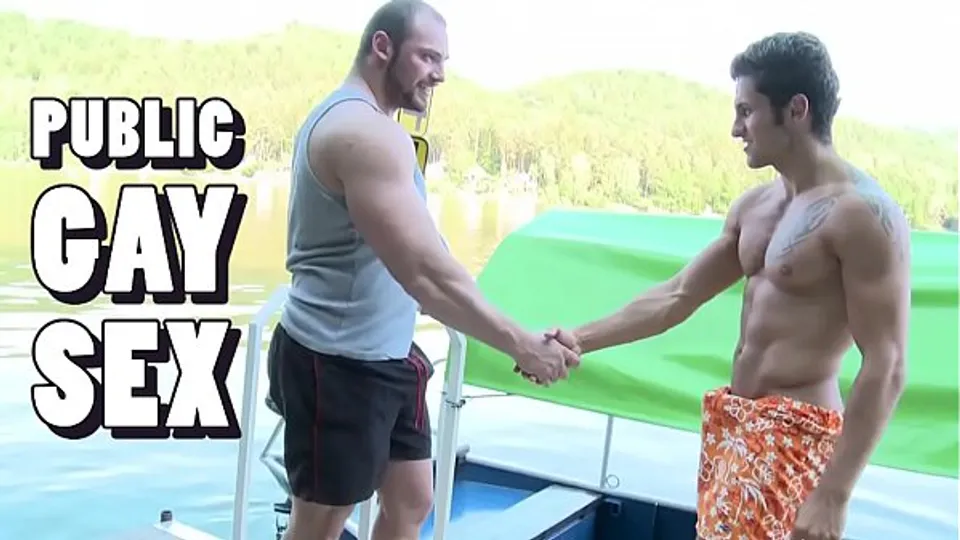 Muscular Jocks Tomm & Rudy Black Hook Up Outside