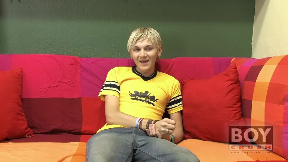 Blond Twink's Solo Wank Session
