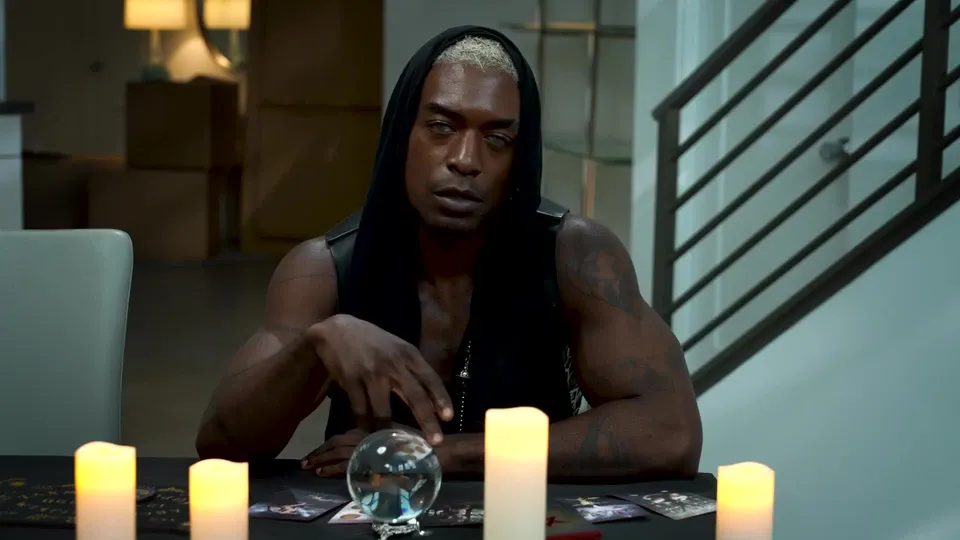 Ghosted - Mike Monroe, River North, Jonzu, Scott Braun, Siren Santiago & Crush Daddy.mp4