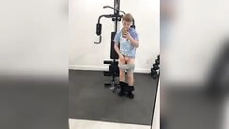 Gay Twinks Masturbate on Webcam