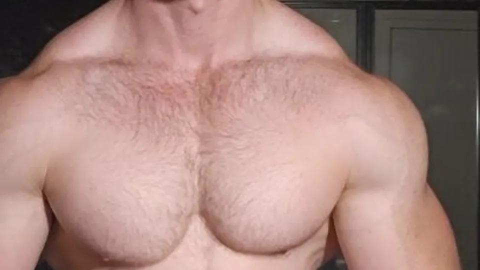 Ginger Aussie Flexes Nude - ThisVid.com